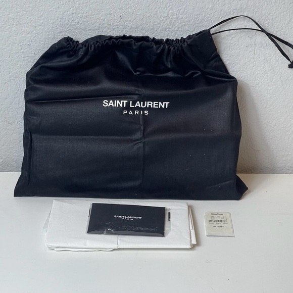 Vintage Saint Laurent Paris Y-LINE Yellow Clutch π | Stylish Handbag | Pre-Owned - Picture 11 of 13